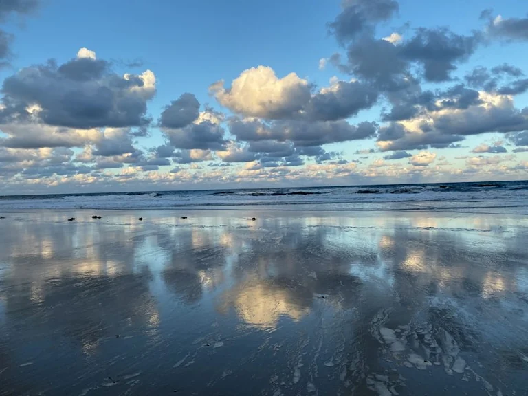 Dreaming of a Loved One Who Has Died: A Gentle Way to Reflect