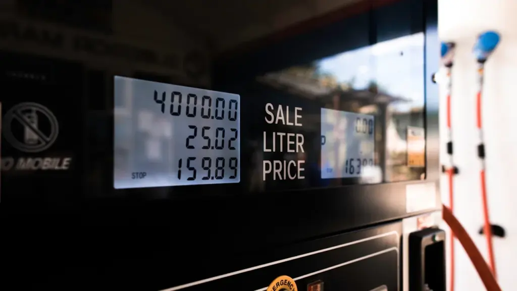 How to Compare UK Petrol and Diesel Prices Before You Fill Up